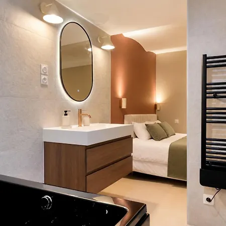 Jacuzzi & Charme Unique Des Traboules Apartment Lyon